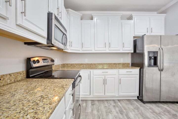 More Photos Of 183 McDonnell Ave, Biloxi Apartments For Sale