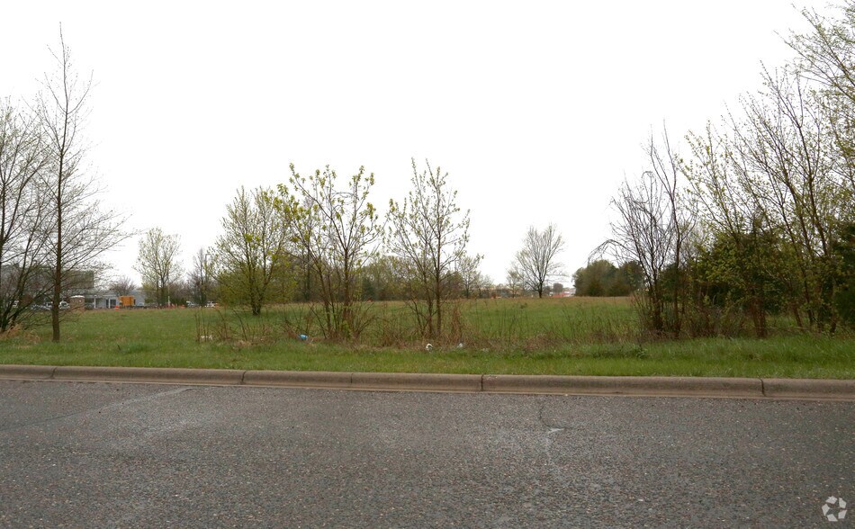 Primary Photo Of 13525 Business Center Dr, Elk River Land For Sale