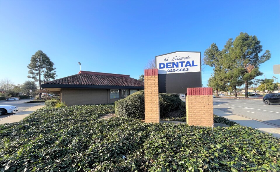 More Photos Of 120-130 Blossom Hill Rd, San Jose Unknown For Lease