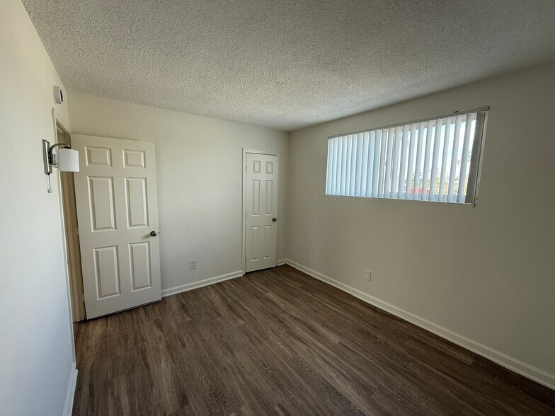 More Photos Of 1609-1623 E 10th St, National City Apartments For Sale