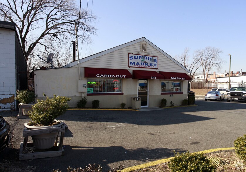 More Photos Of 3314 Richmond Hwy, Alexandria Freestanding For Sale