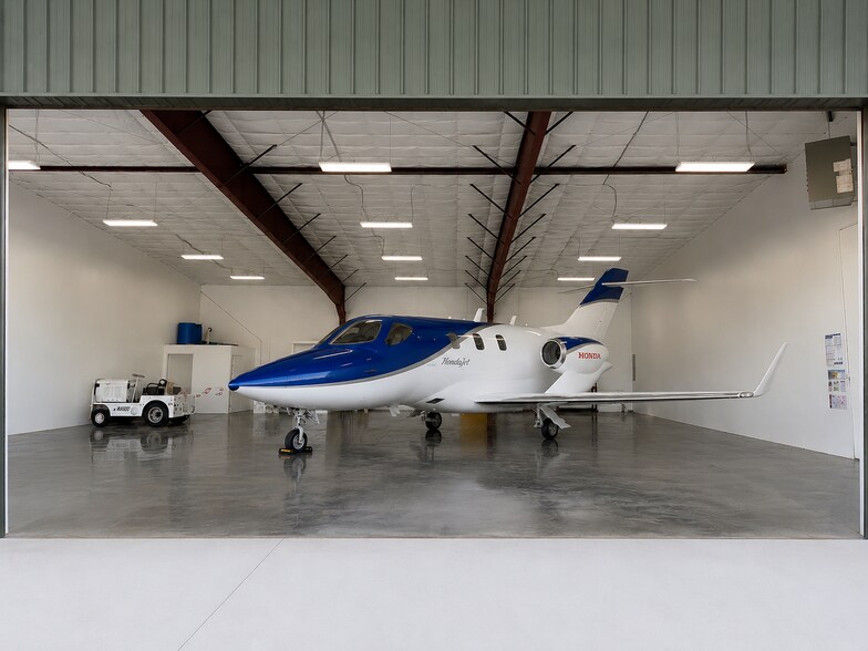 Primary Photo Of 803 Stevens Field, Pagosa Springs Airplane Hangar For Sale
