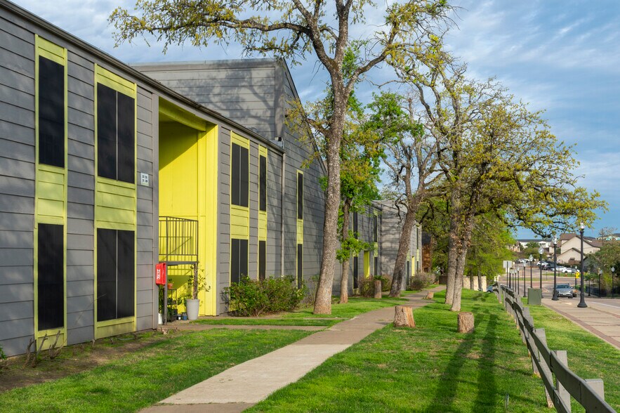 Primary Photo Of 3902 College Main, Bryan Apartments For Sale