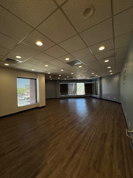 More Photos Of 722 E Osborn Rd, Phoenix Office For Lease