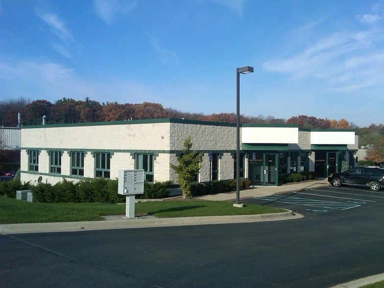 Primary Photo Of 3680-3700 W Liberty Rd, Ann Arbor Office For Lease