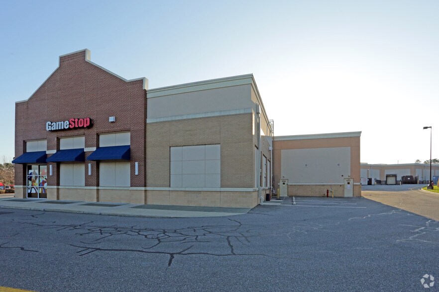 More Photos Of 1021-1079 Beaver Creek Commons Dr, Apex Freestanding For Lease