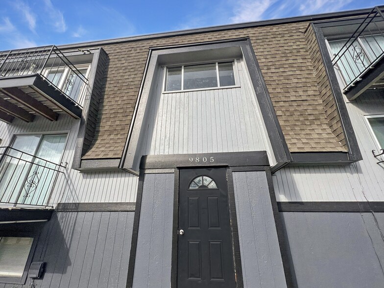 More Photos Of 9805 E 61st St, Kansas City Apartments For Sale