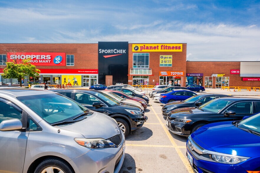 More Photos Of 1642 Merivale Rd, Ottawa Unknown For Lease