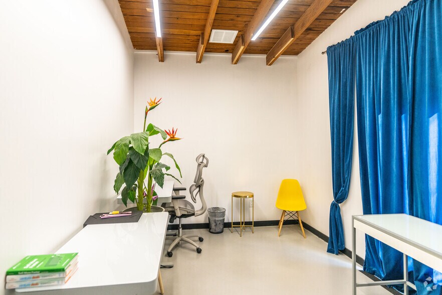 More Photos Of 3951 Higuera St, Culver City Loft Creative Space For Sale