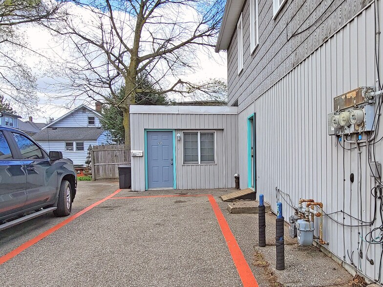 More Photos Of 2931 Maple St, Erie Multifamily For Sale
