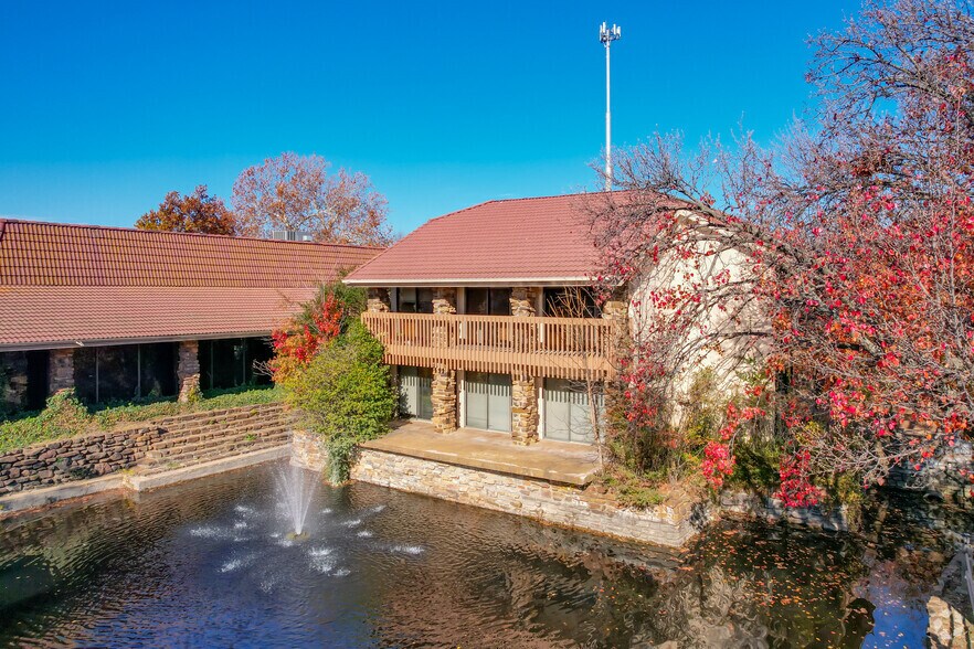 More Photos Of 6400 S Lewis Ave, Tulsa Unknown For Lease
