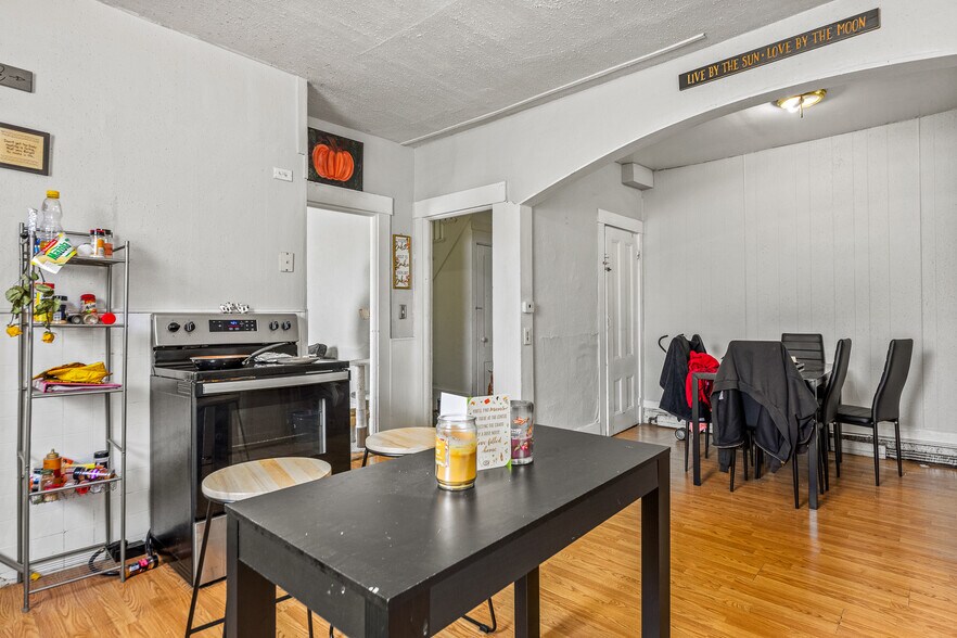 More Photos Of 8 Jordan St, Berwick Apartments For Sale