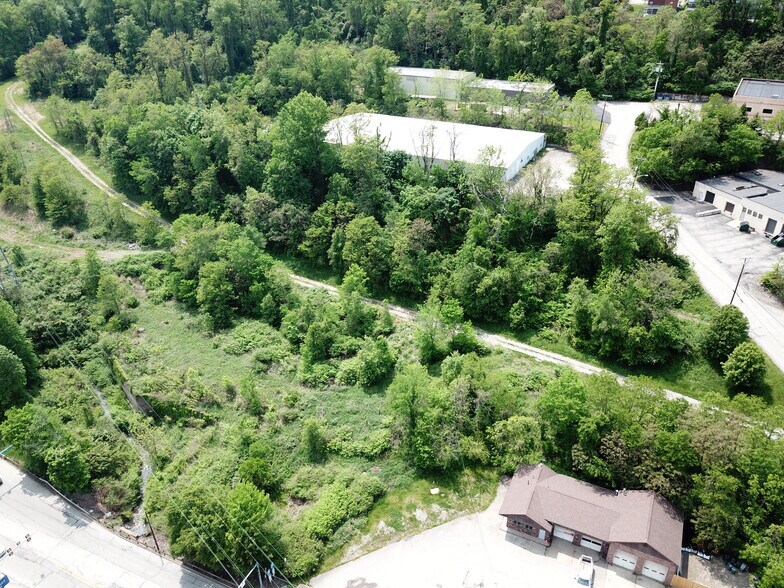 More Photos Of 700 Rodi Rd, Pittsburgh Auto Repair For Sale