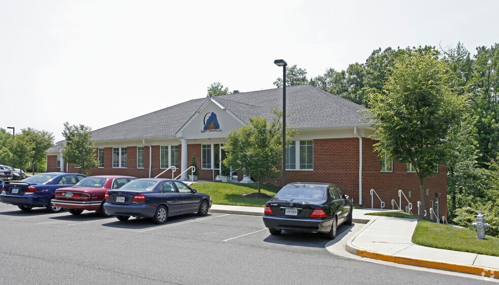 More Photos Of 2550 Gaskins Rd, Richmond Office For Lease