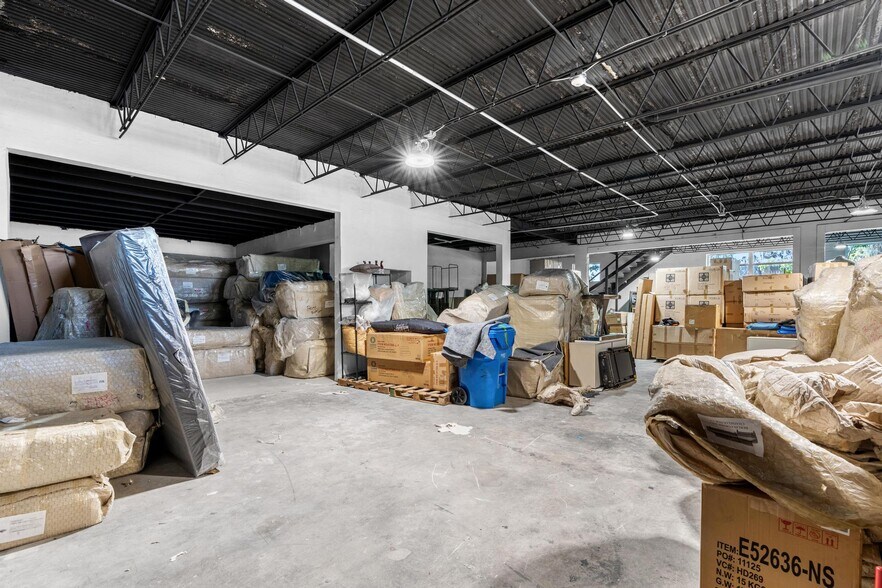 More Photos Of 1500 E Commercial Blvd, Fort Lauderdale Freestanding For Sale