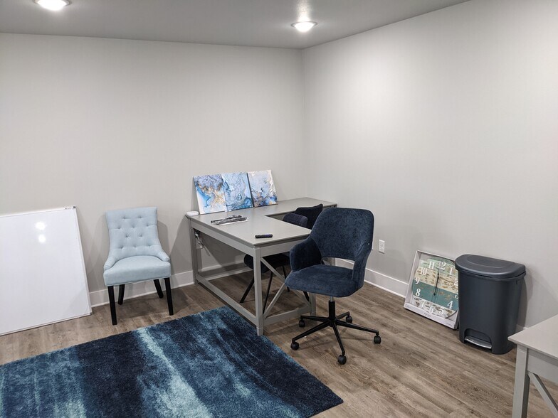 More Photos Of 105 Schumanns Beach Rd, New Braunfels Office For Lease