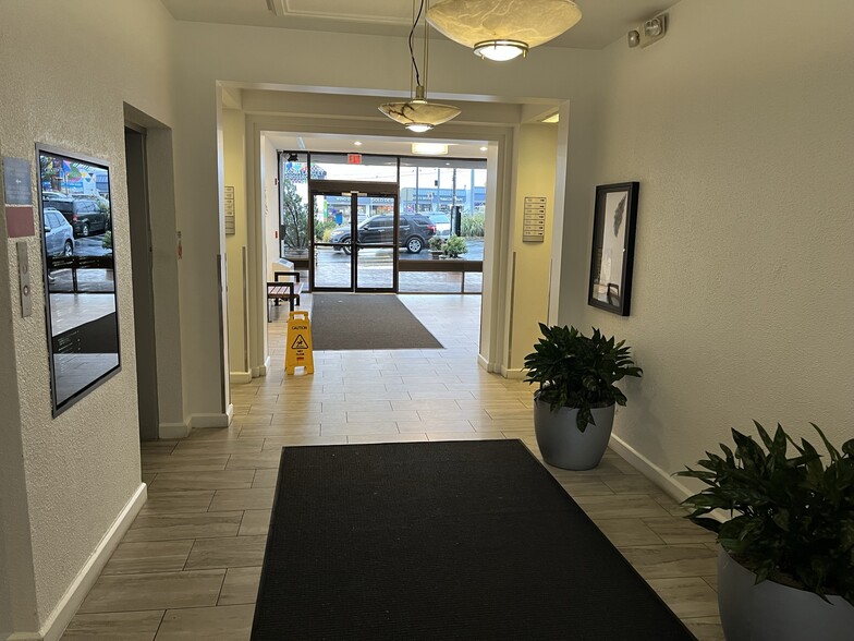 More Photos Of 7676 New Hampshire Ave, Takoma Park Office For Lease