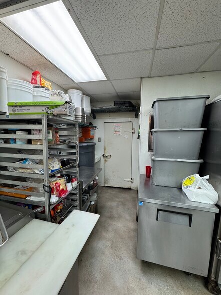 More Photos Of 994 Market St, Meadville Storefront Retail Residential For Sale