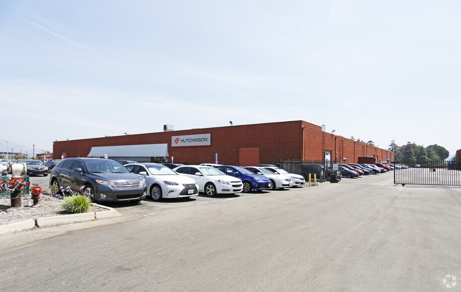 More Photos Of 4510 W Vanowen St, Burbank Warehouse For Sale