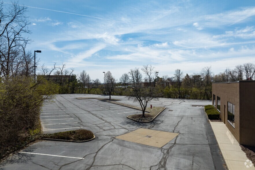 More Photos Of 4243 Hunt Rd, Cincinnati Medical For Lease