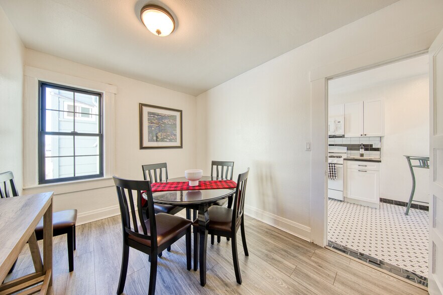 More Photos Of 2918-2920 Lyon St, San Francisco Office Residential For Sale