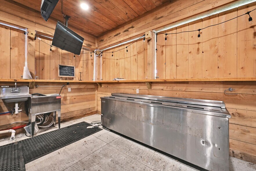 More Photos Of 4741 Route 220, Muncy Valley Restaurant For Sale