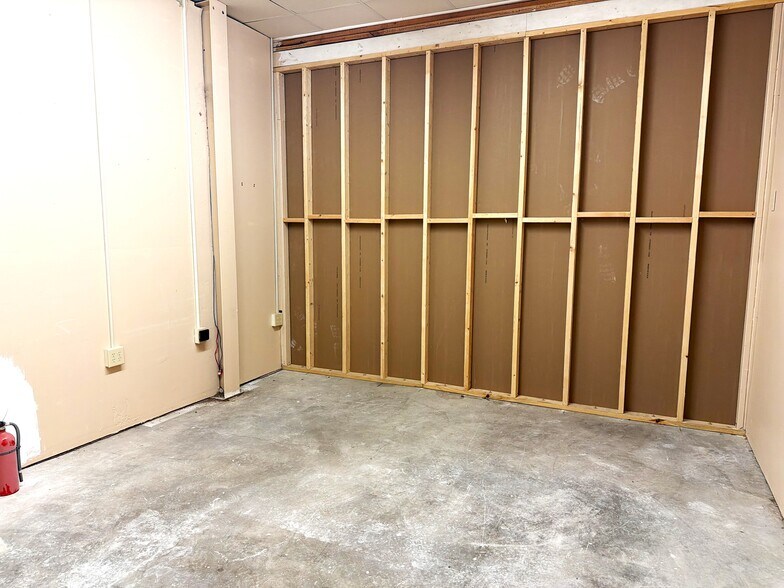 More Photos Of 3514 Bush River Rd, Columbia Office For Sale