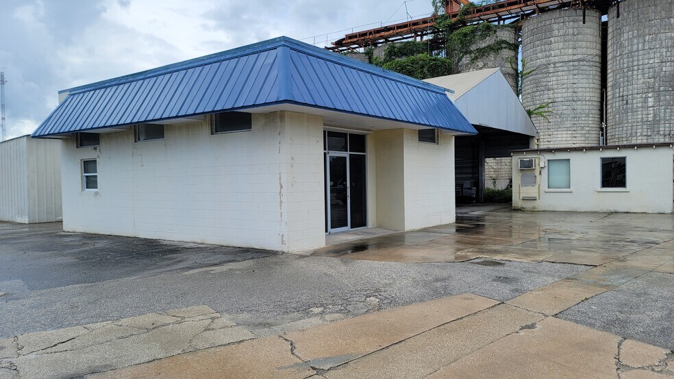 More Photos Of 1400 10th Ave, Vero Beach Warehouse For Sale