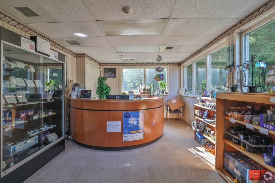 More Photos Of 1 Pari Dr, Rosman Specialty For Sale