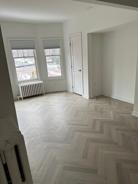 More Photos Of 4300-4304 Upton Ave S, Minneapolis Storefront Retail Residential For Lease