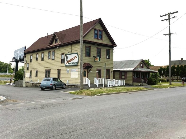 More Photos Of 1370 Burnet Ave, Syracuse Restaurant For Sale