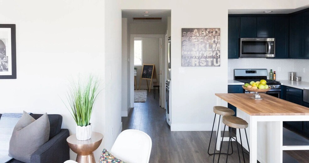 More Photos Of 3672 Percy St, Los Angeles Apartments For Sale