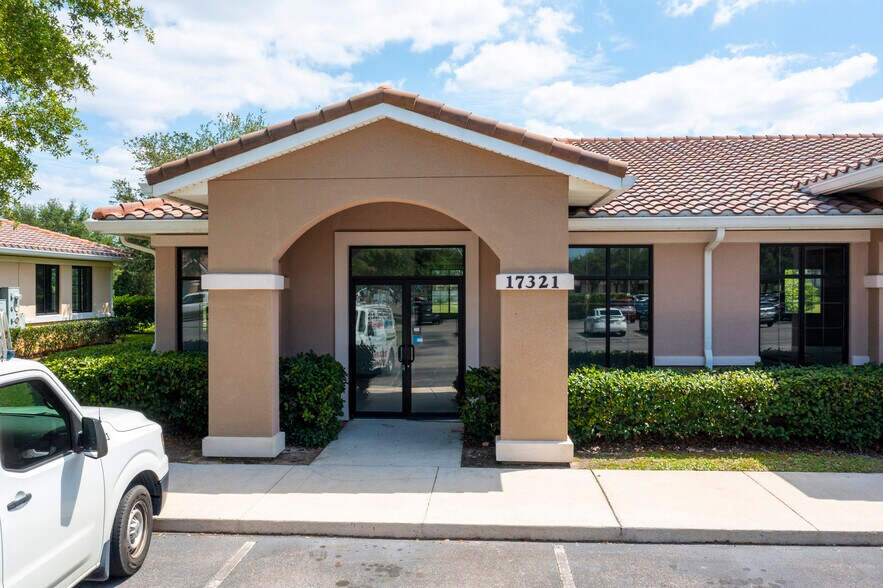 More Photos Of 17323 Pagonia Dr, Clermont Unknown For Lease