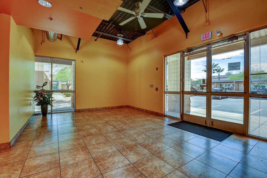 More Photos Of 15288 W Brookside Ln, Surprise Office For Lease