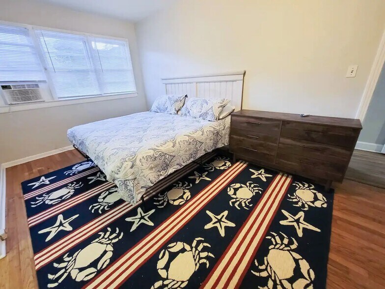 More Photos Of 949 SW 13th St, Gainesville Office Residential For Sale