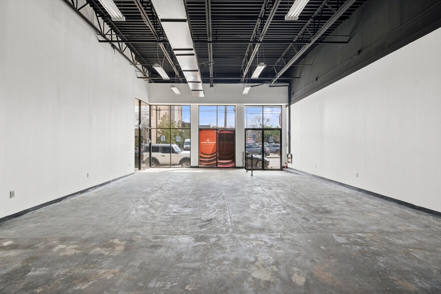 More Photos Of 2801 Magazine St, New Orleans Freestanding For Sale