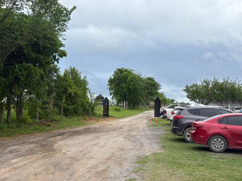 More Photos Of 6529 Asher Rd, Alvarado Specialty For Sale