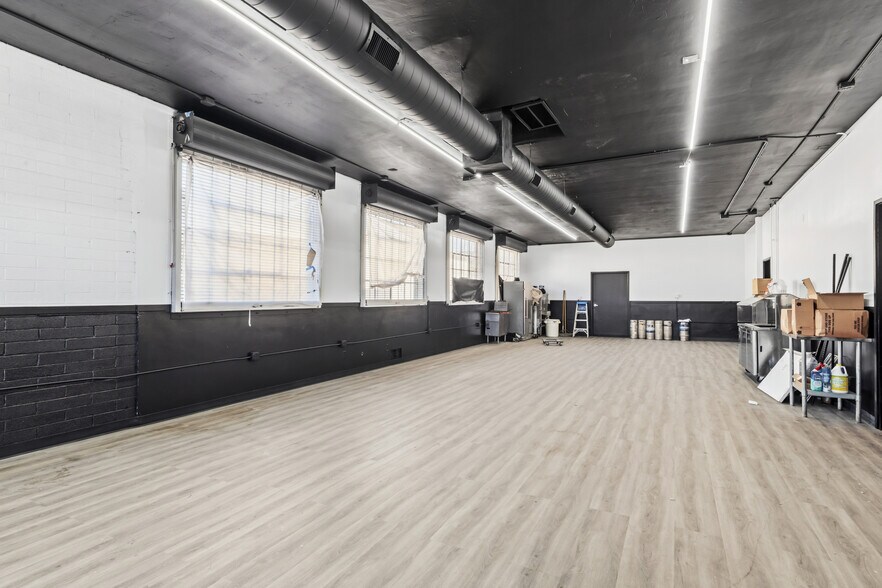 More Photos Of 702 Colorado Ave, Palo Alto General Retail For Sale