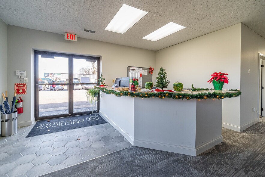 More Photos Of 3657 Trabue Rd, Columbus Warehouse For Sale