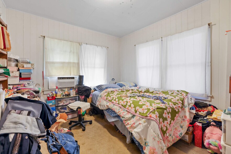 More Photos Of 2606 Nahaku Pl, Honolulu Multifamily For Sale