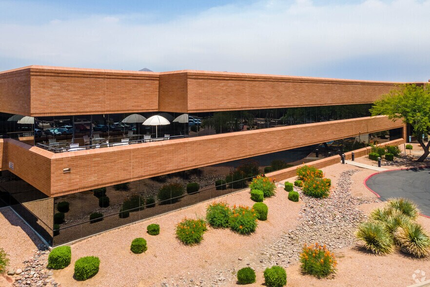 More Photos Of 10001 N 92nd St, Scottsdale Office For Sale