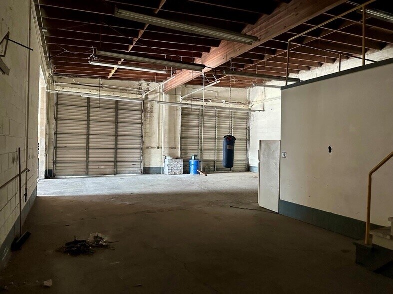 More Photos Of 3641-3645 51st Ave, Sacramento Warehouse For Lease
