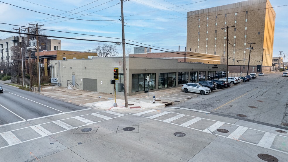 More Photos Of 4101-4109 Bryan St, Dallas Freestanding For Lease