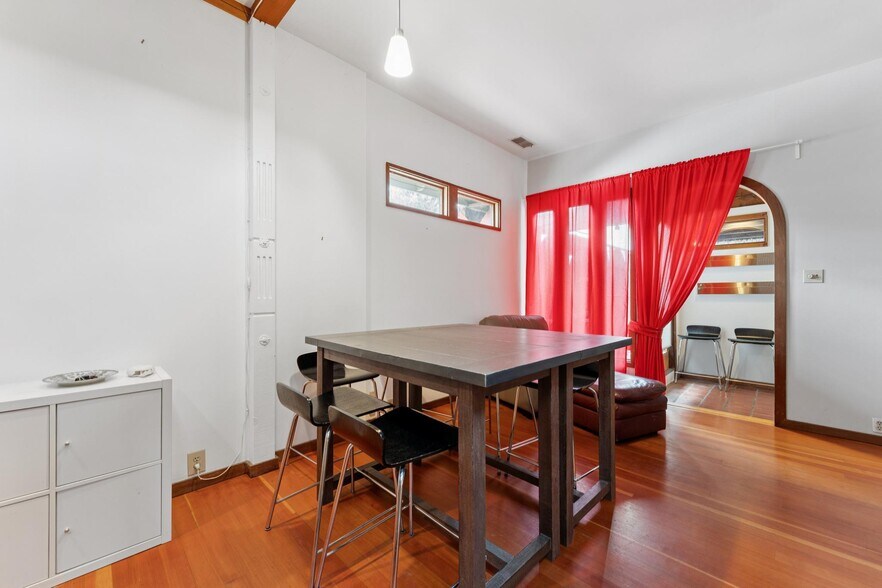 More Photos Of 1254 E 12th St, Oakland Apartments For Sale