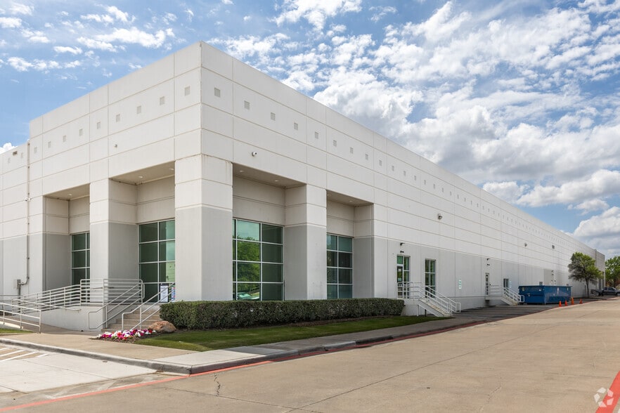 More Photos Of 1461 S Belt Line Rd, Coppell Unknown For Lease