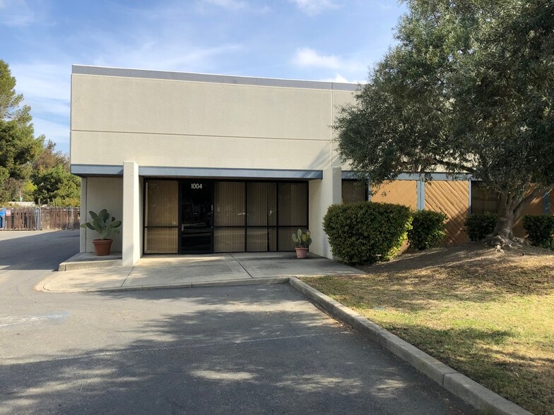 Primary Photo Of 1002-1004 Hanson Ct, Milpitas Manufacturing For Lease