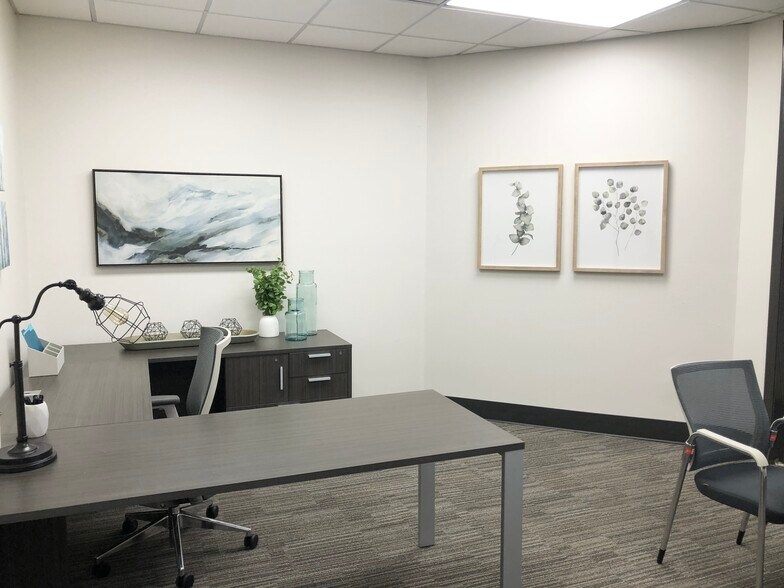 More Photos Of 3029 S Sherwood Forest Blvd, Baton Rouge Office For Sale