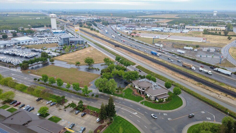 More Photos Of 1225 Canal Blvd, Ripon Restaurant For Sale