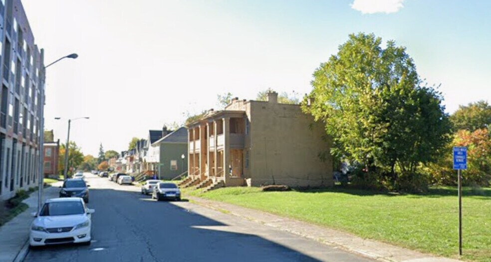 More Photos Of 407-415 Oakwood Ave, Columbus Apartments For Sale