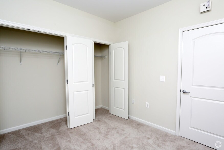 More Photos Of 2300 Washington Pl NE, Washington Apartments For Lease